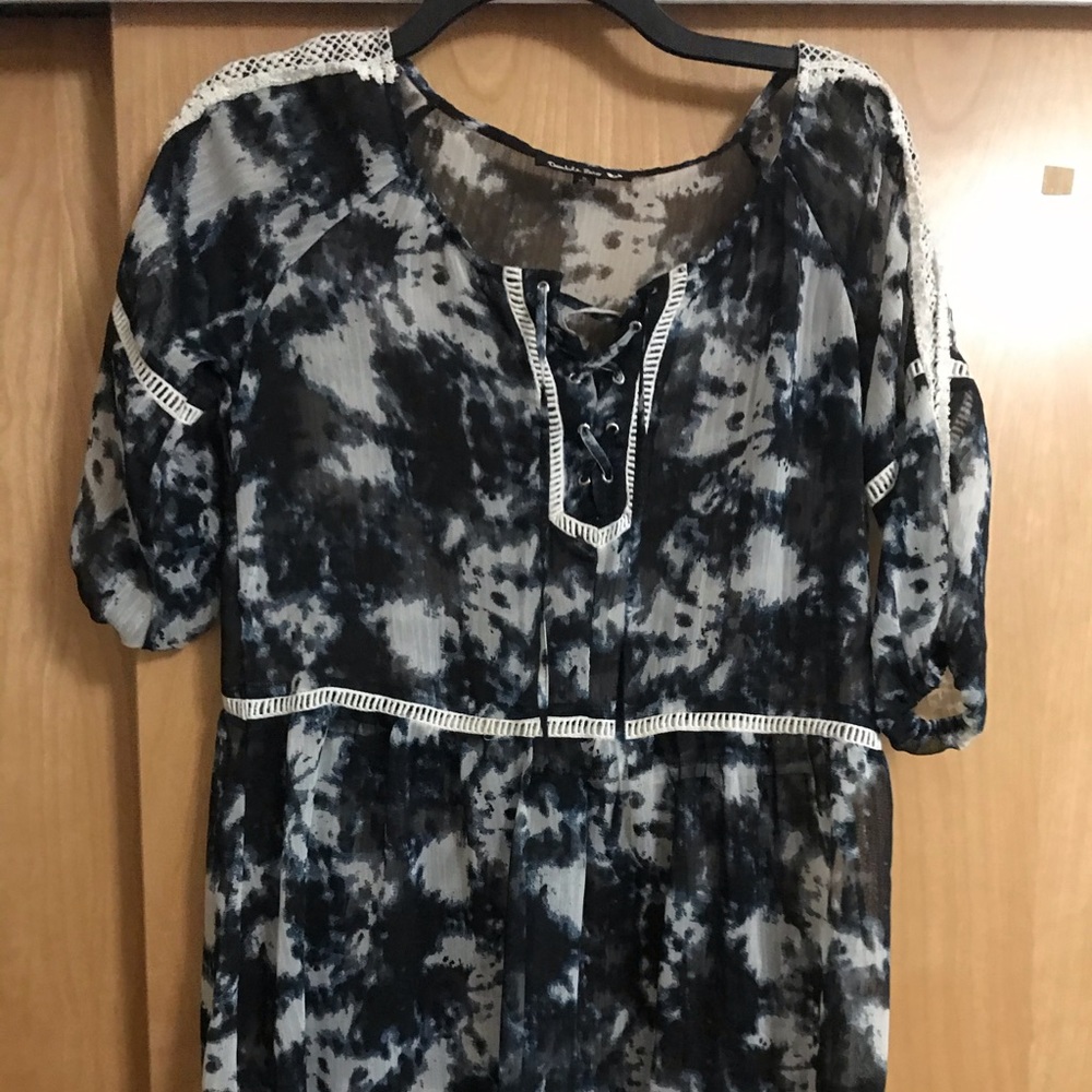 3/4 sleeve flowy floral top